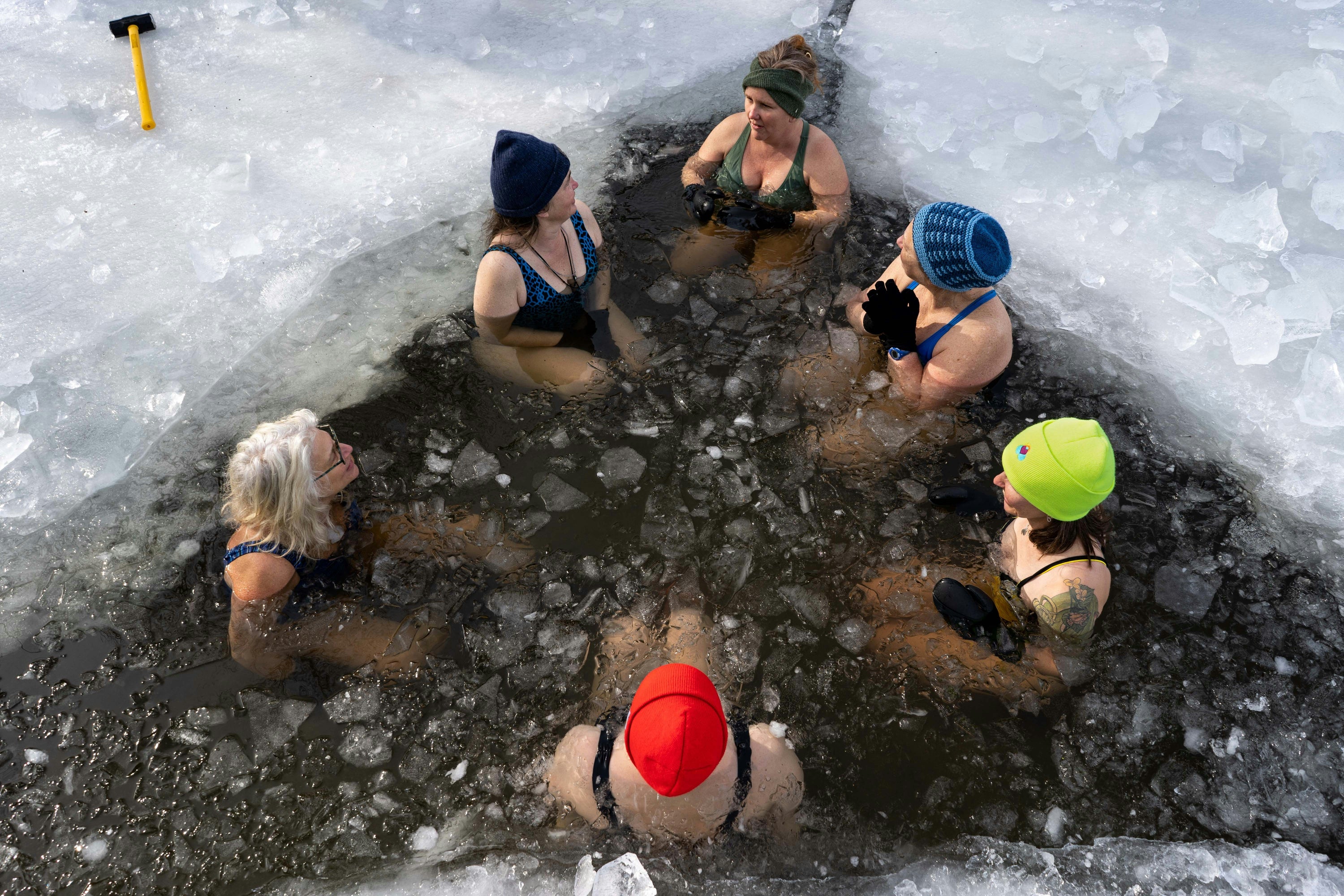 Cold Plunge Therapy and Sauna: How Long and What Temperature?
