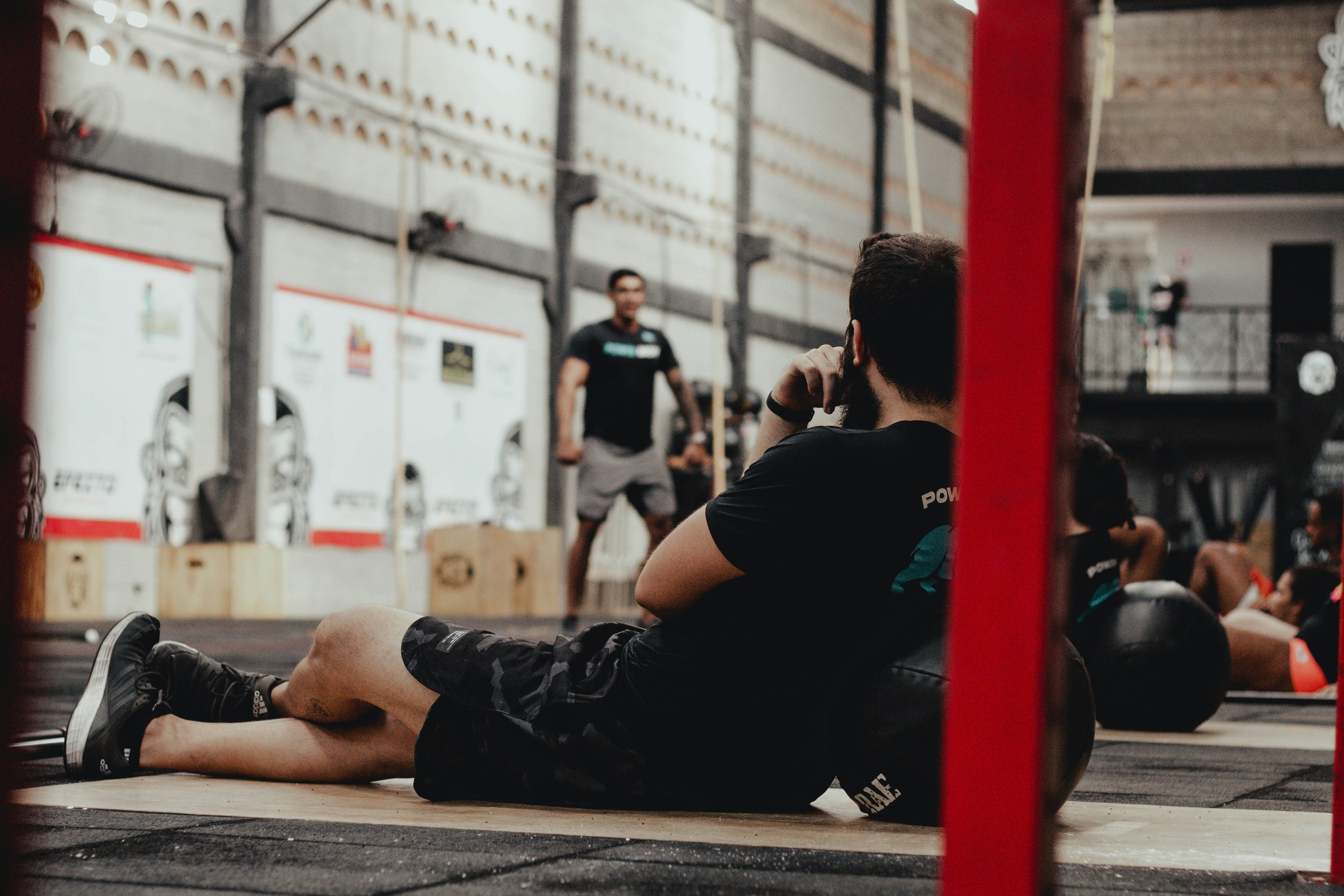 How to Build Endurance for HYROX: A Step-by-Step Training Guide
