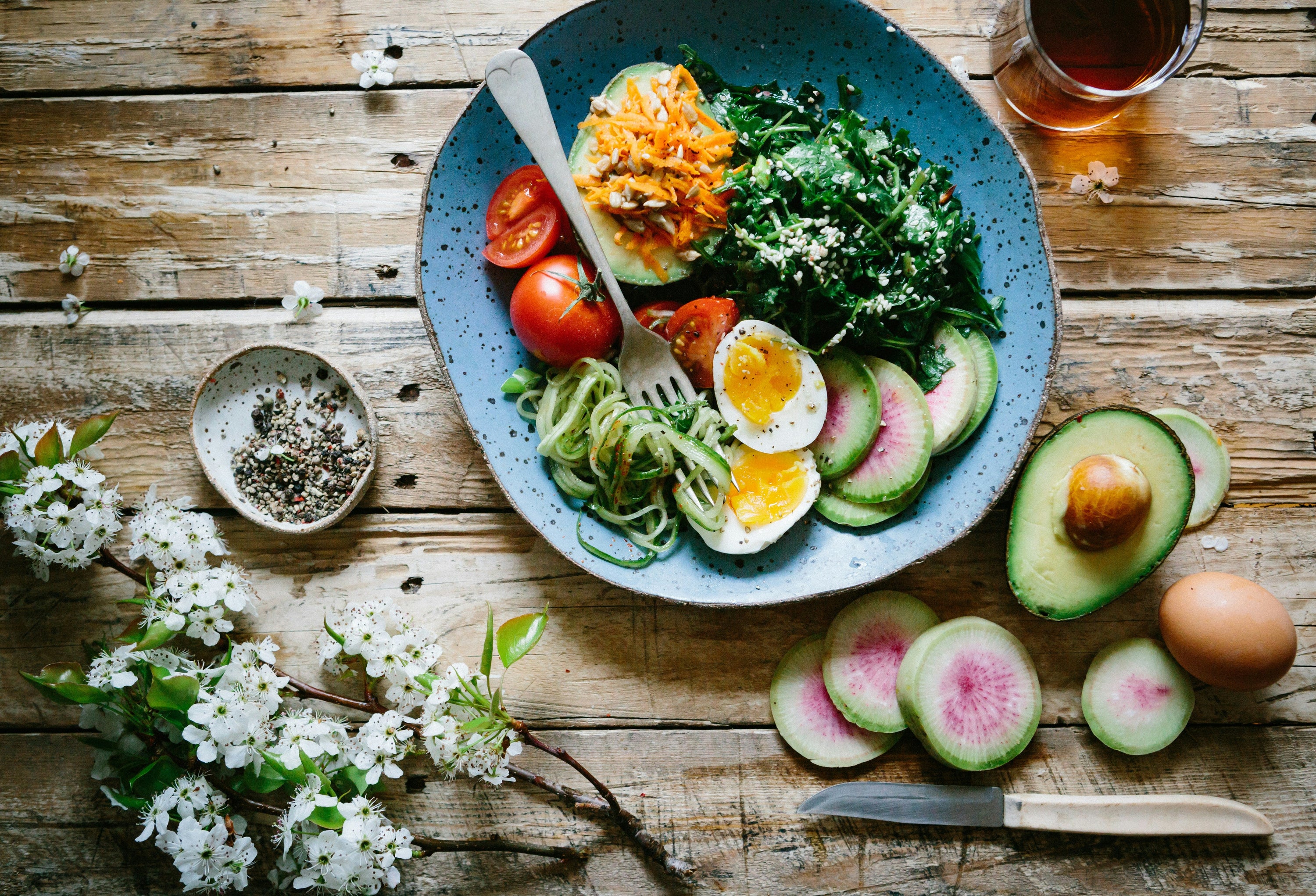 Nutrition Timing: What to Eat Pre-, Intra-, and Post-Workout
