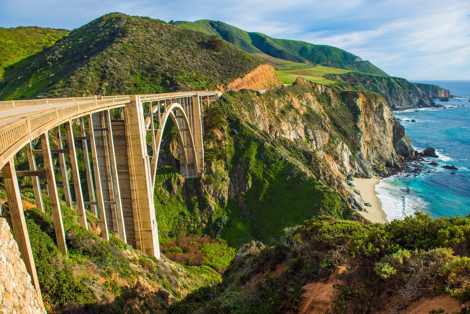 Running Through Paradise: The Ultimate Guide to the Big Sur Marathon International