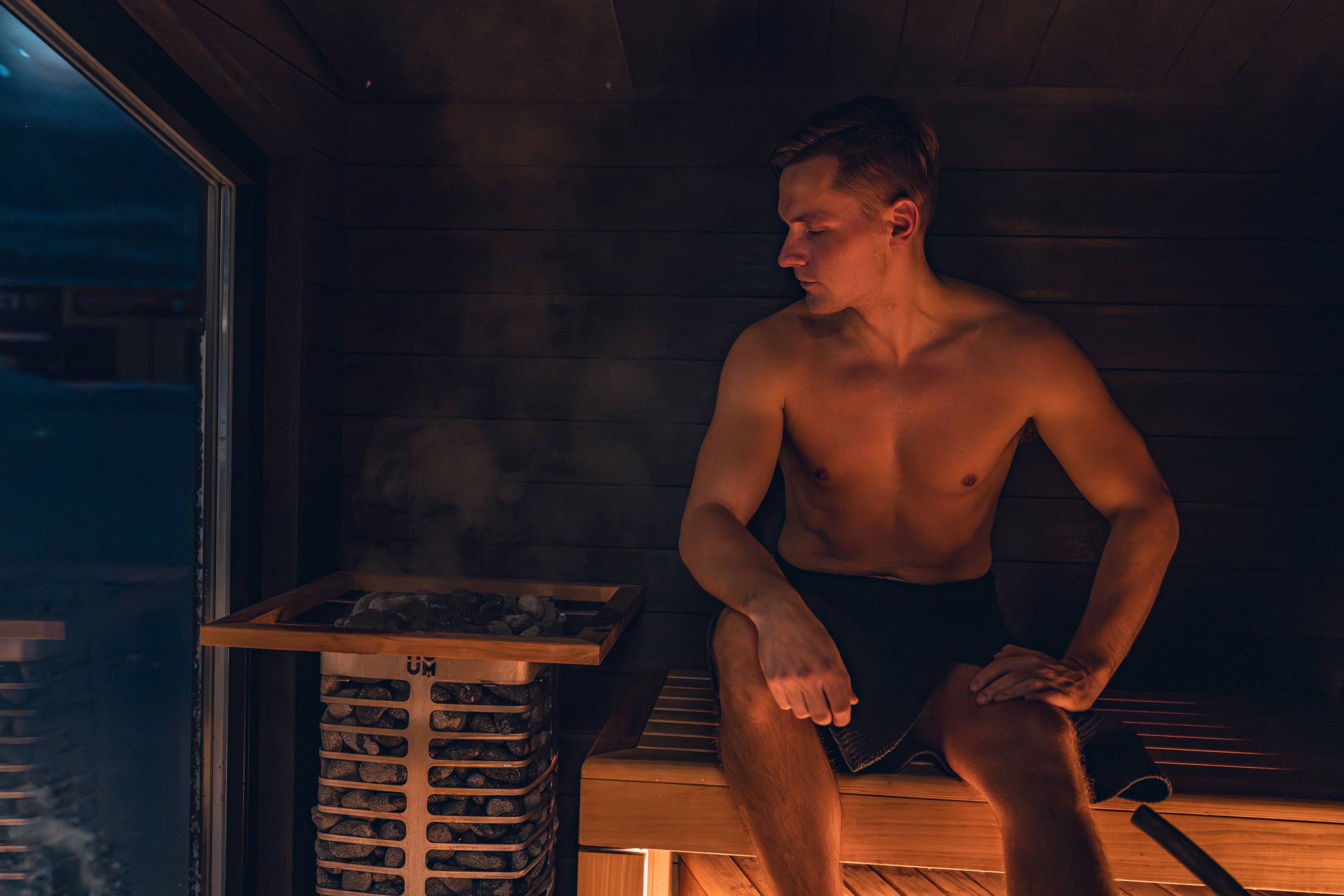 The Science of Recovery for Athletes: How to Use Sauna, Cold Plunge, and More