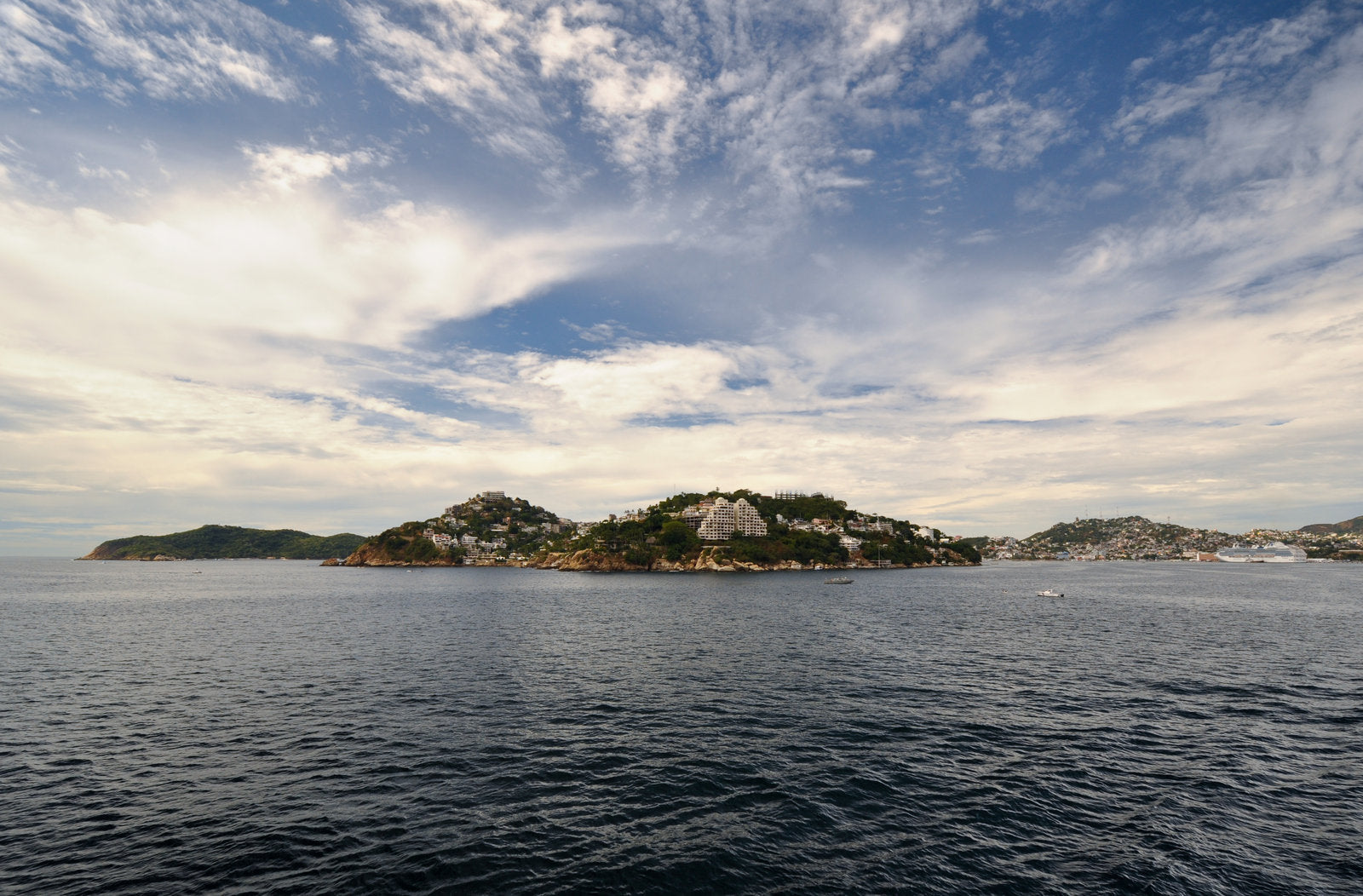 Discover the Ultimate Challenge at Ironman 70.3 Acapulco