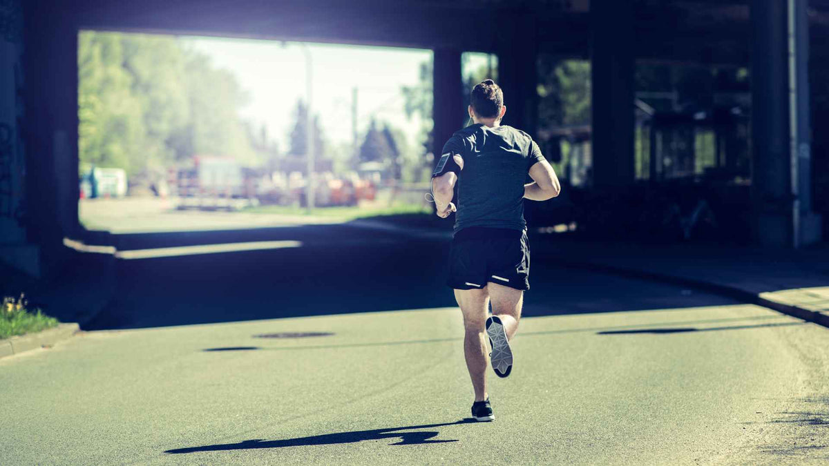 Should You Run Before or After Lifting Weights?