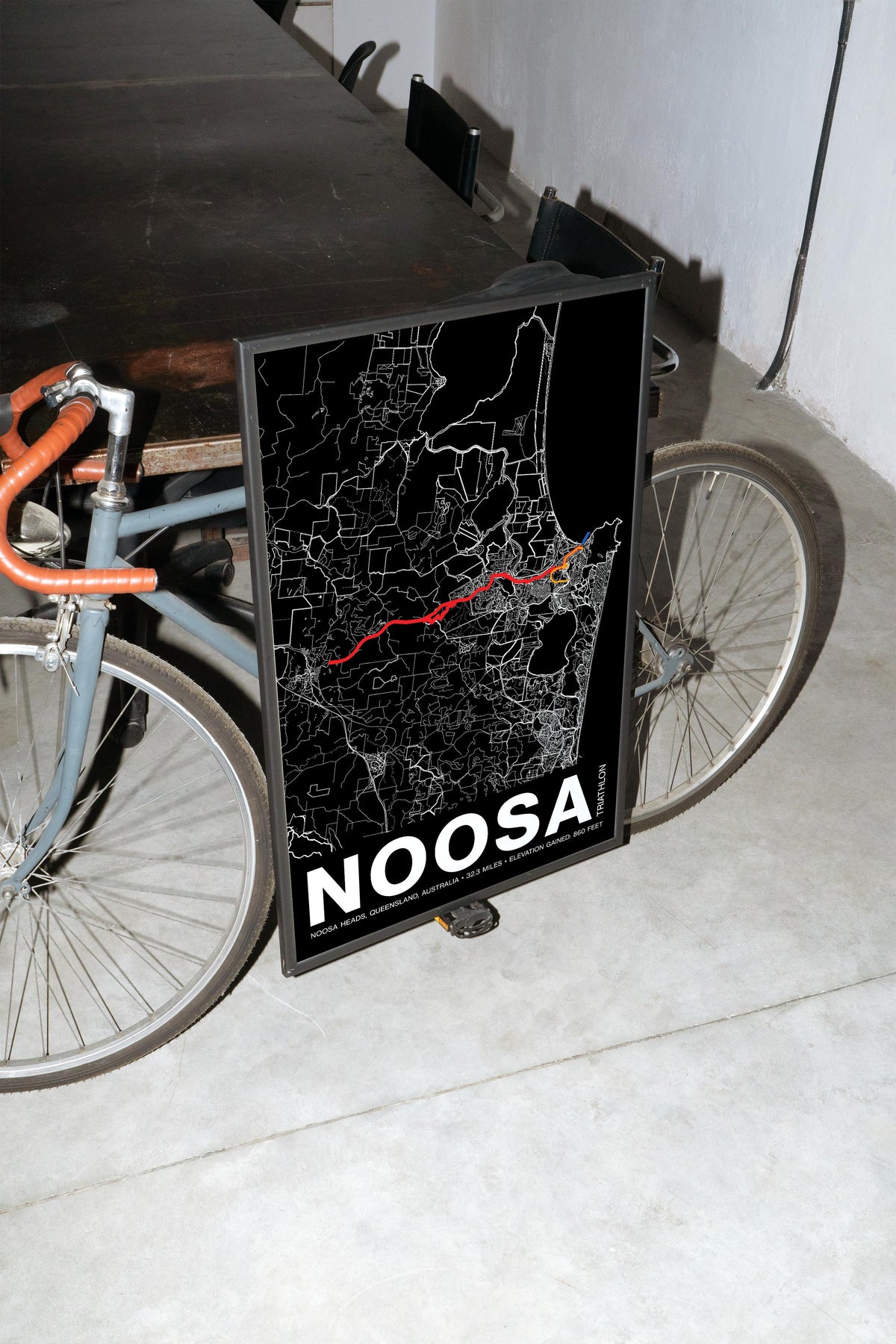 Noosa Triathlon Poster - Grid Style