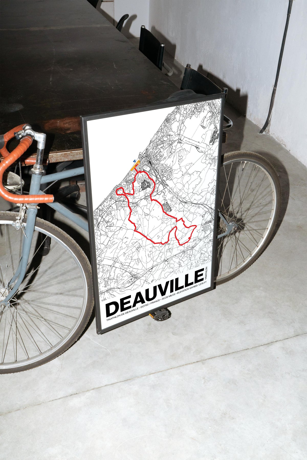 Triathlon de Deauville DO750 Poster - Grid Style
